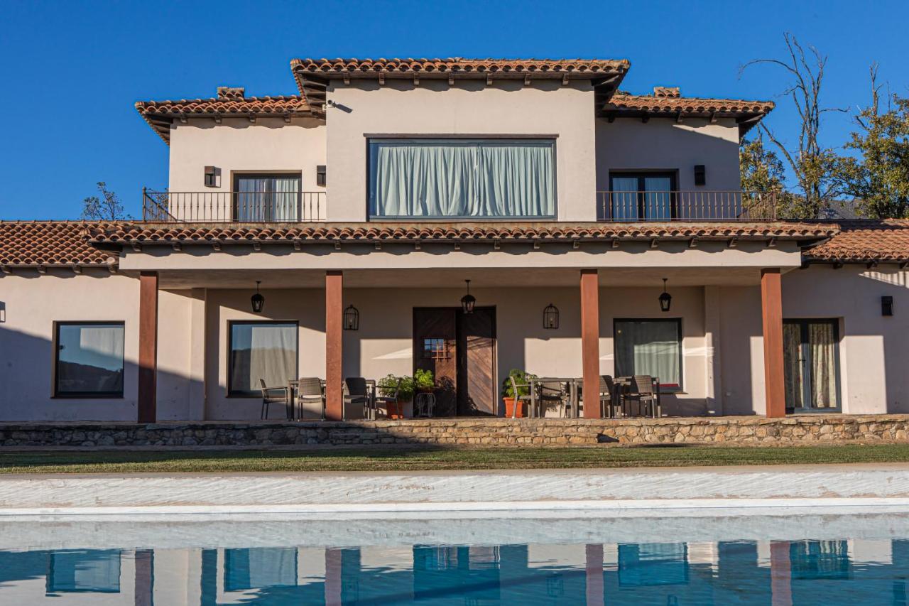 Casa Rural Los Tres Lugares San Martin De Trevejo Luaran gambar